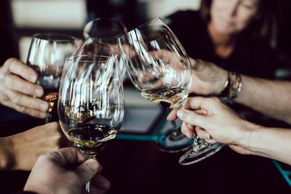 Goede wijnbar vinden in Budel